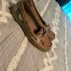 Sperry women’s 8.5
